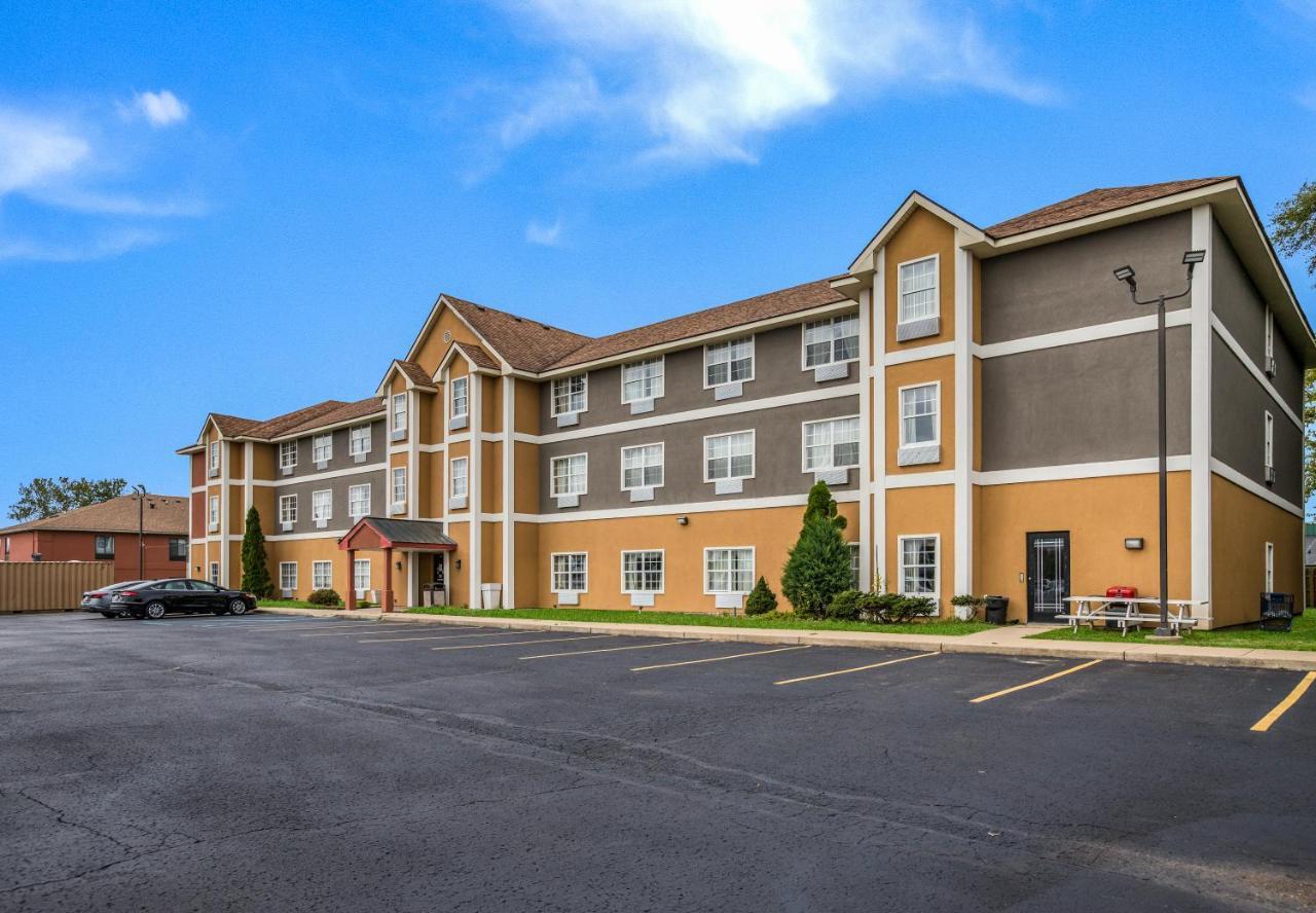 Americas Best Value Inn Three Rivers Exterior photo
